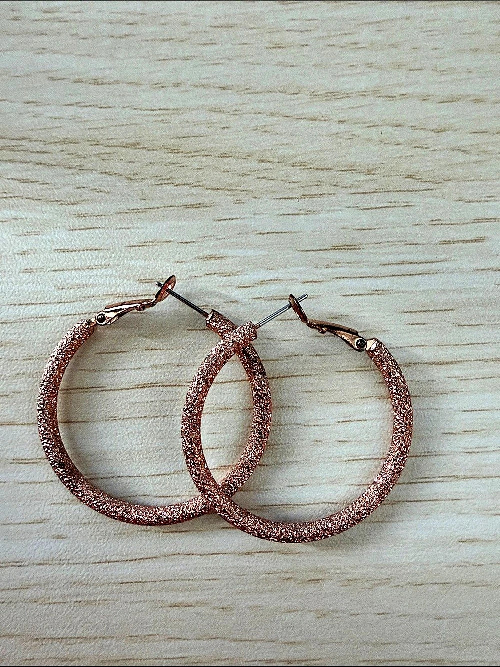 Textured Hoop Earrings in rose gold Like New